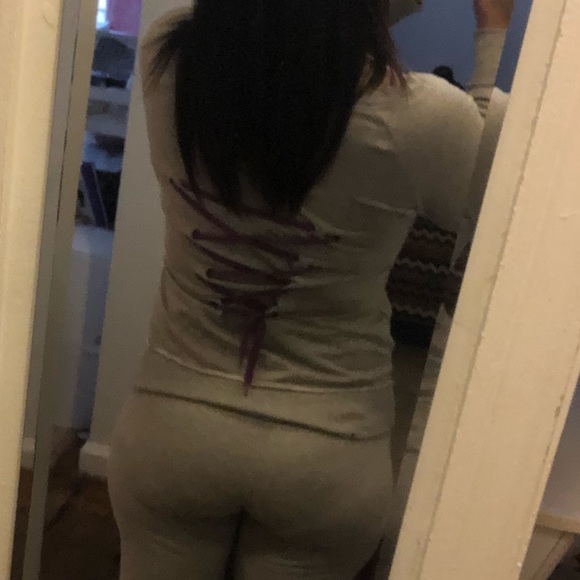 Women’s Tommy Girl Set - Picture 4 of 6